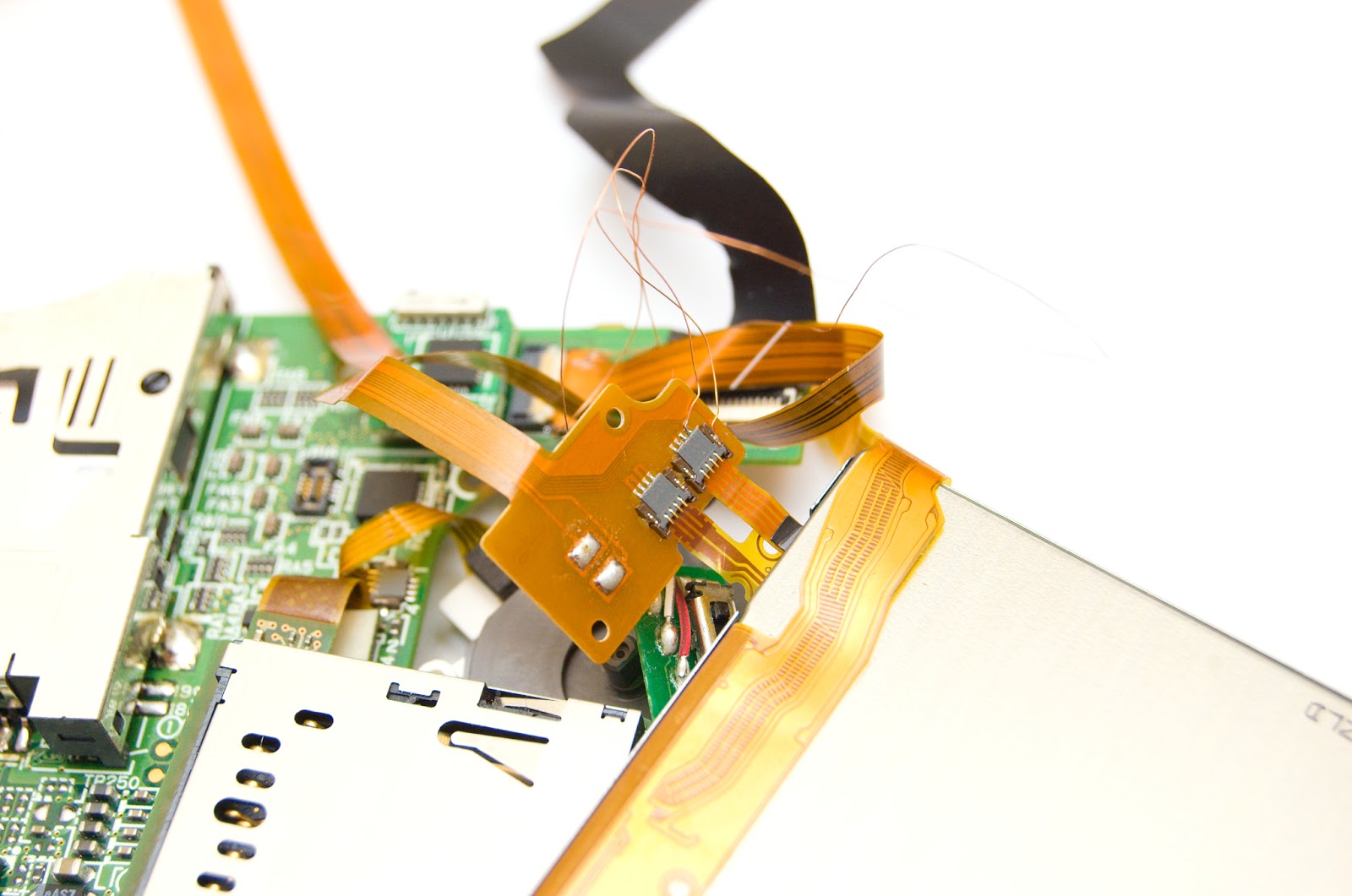 Making Electronics Let's quickly repair Nintendo 3DS shuts off with