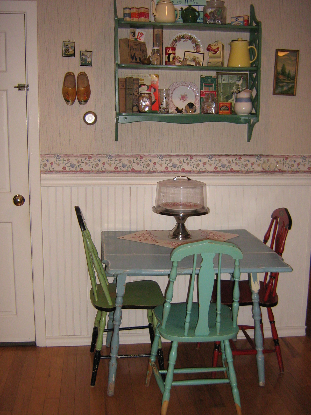Vintage Values Kitchen Nook