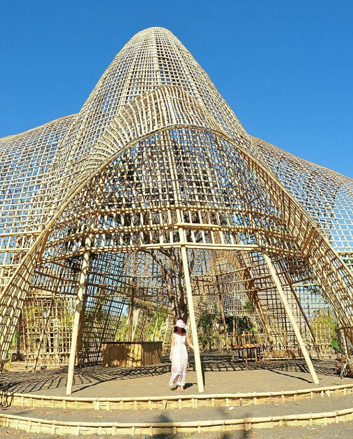 Gedung Opera Sydney Kini Ada di Bali Lho, Rumah Bambu Pengalon