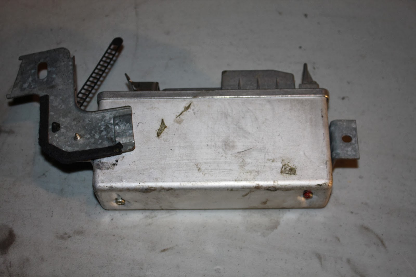 KrEvCon BMW Parts E30 Bosch ABS Control Module (Black Label)