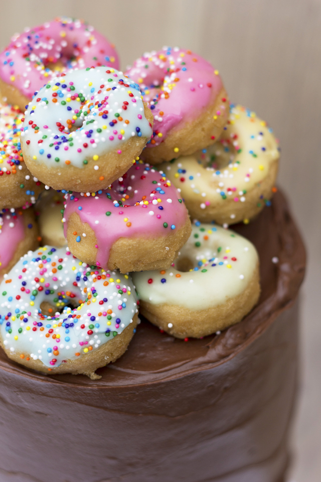 mbakes: Salted Caramel Chocolate Doughnut Cake
Doughnut Cake