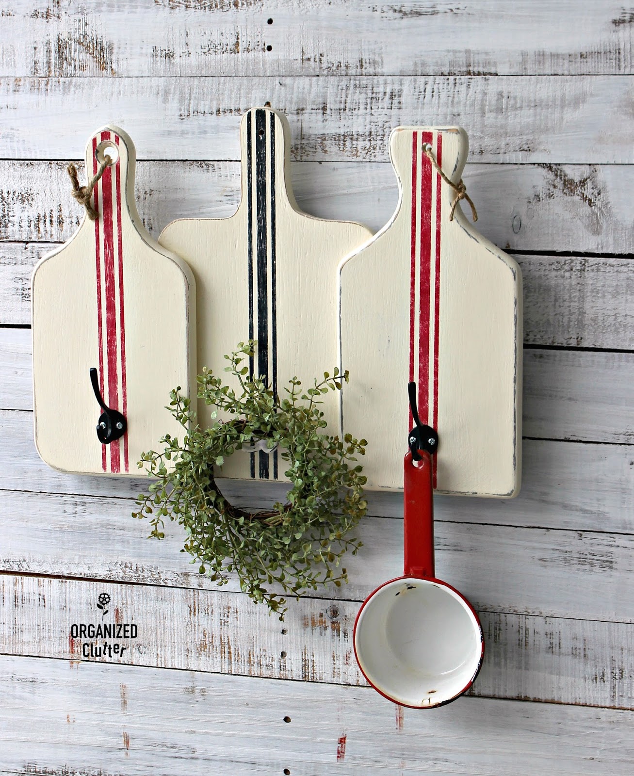 Farmhouse Style Cutting Board Kitchen Hooks Organized Clutter