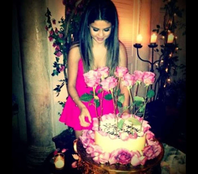 Os bolos de aniversário das celebridades elfandarilha
