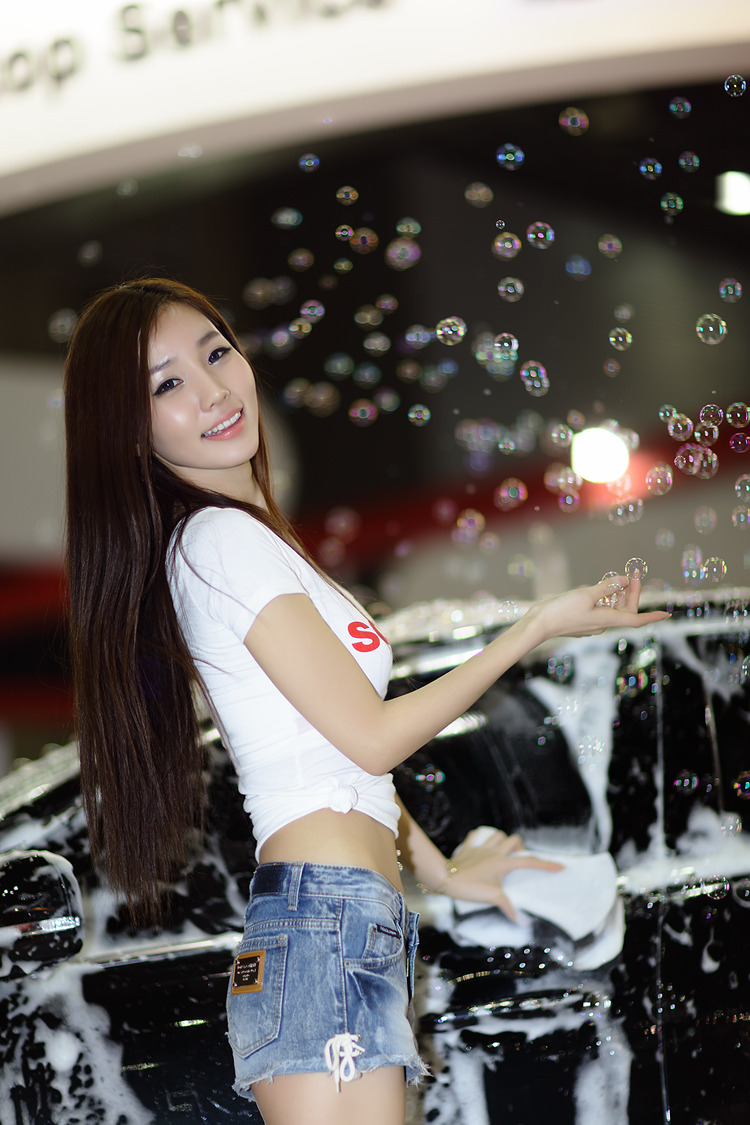Xxx Nude Girls Lee Ji Min Automotive Week 2012