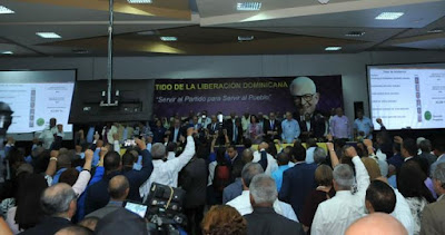 El Comité Central del PLD se reunió el 27 de octubre y decidió primarias abiertas y modificar los estatutos.