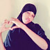 qaabka gabdhaha qooqa badan lagu garto thumbnail