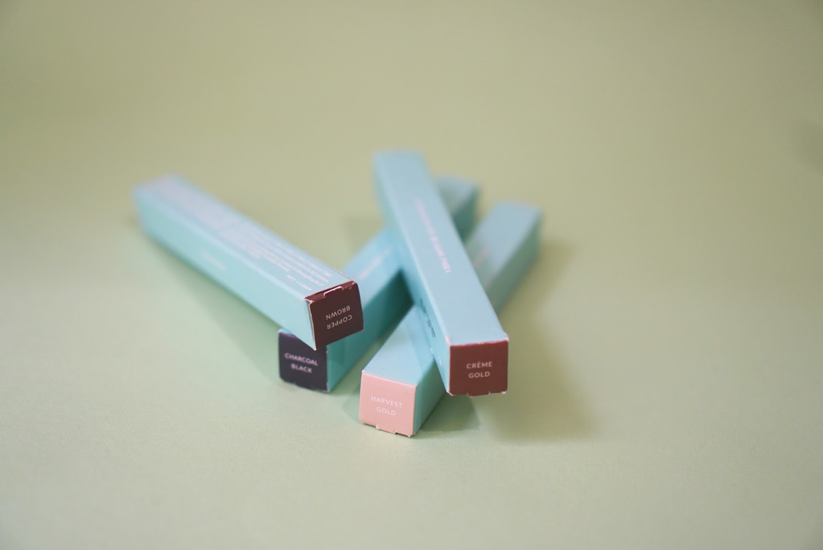 BLP Beauty Eyeshadow Pen Review + Swatches (Harvest Gold, Creme Gold