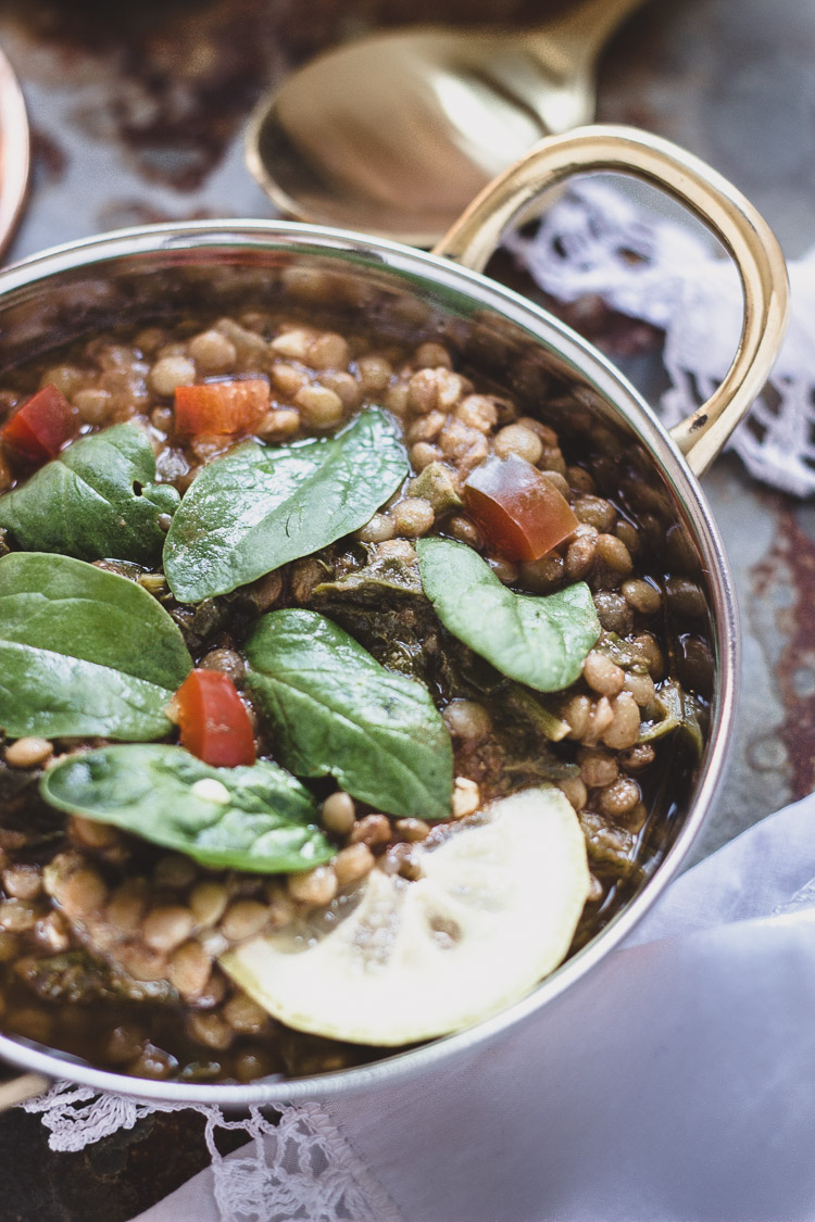 CURRY DE LENTEJAS CON ESPINACAS | Entre Fogones y Artilugios