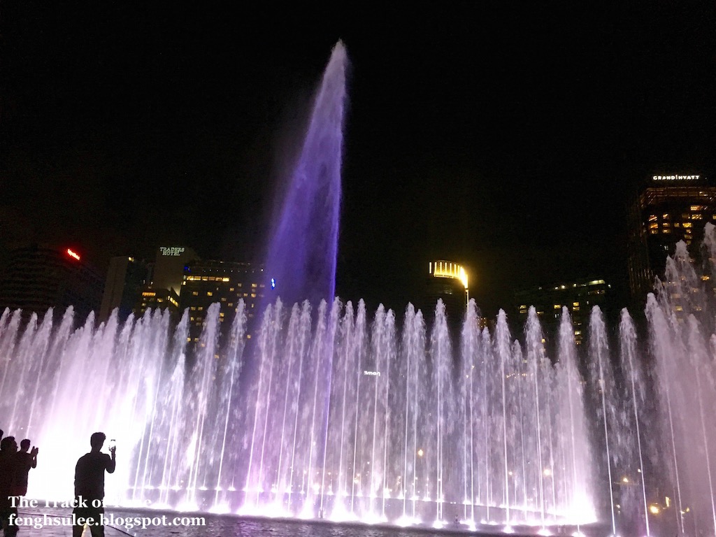 KLCC Lake Symphony Water Fountain Show The Track of Time