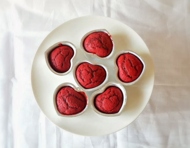 9 Easy Dessert Ideas for Valentine’s Day | From Elaborate to the Easy, A Collection of 9 tried and tested recipes for Valentine's Day. www.jyotibabel.com 9 Easy Dessert Ideas for Valentine’s Day | From Elaborate to the Easy, A Collection of 9 tried and tested recipes for Valentine's Day. www.jyotibabel.com