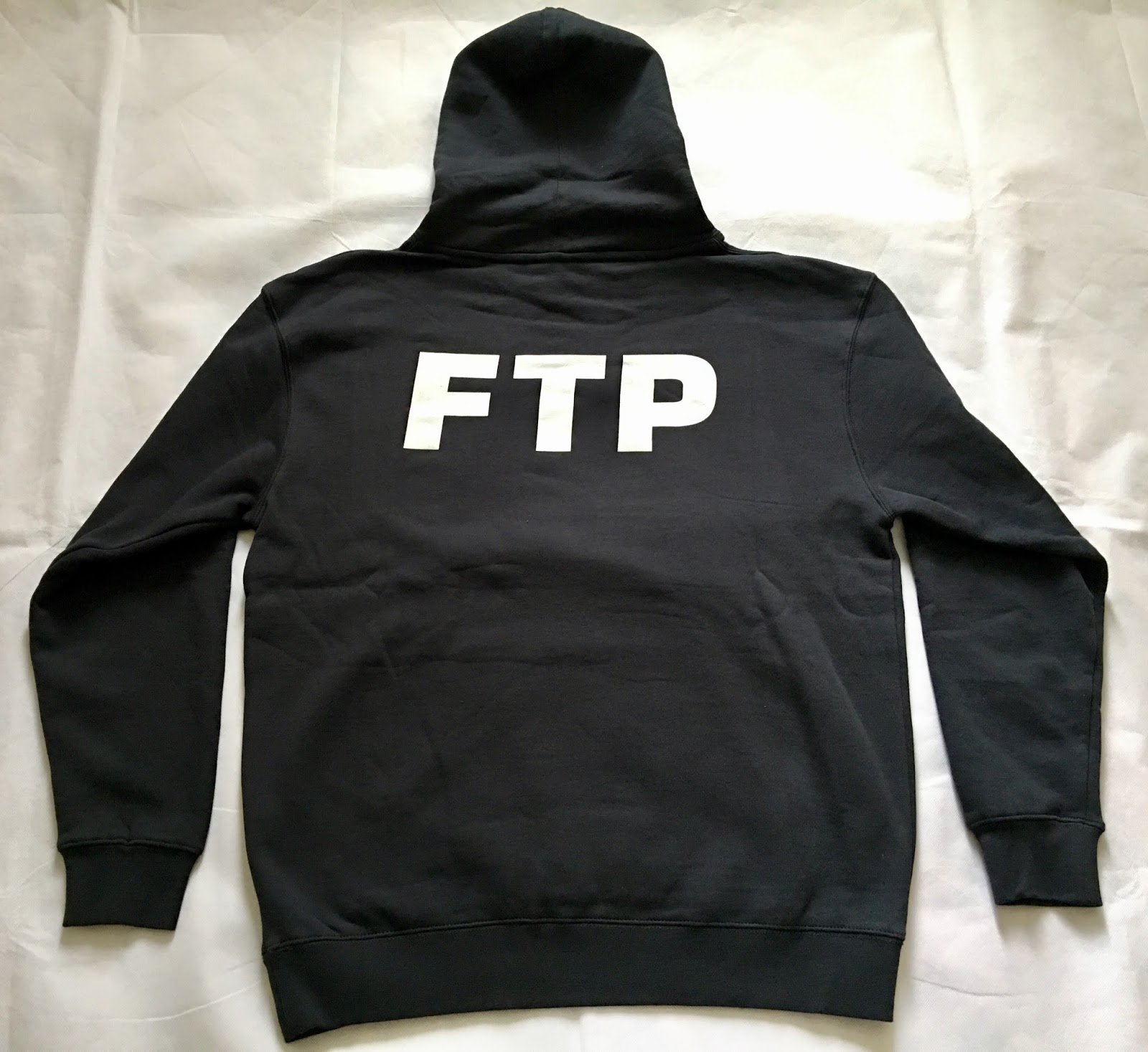 Ftp футболка. Ftp x undefeated. Ftp мода. Ftp футболка. Фтп одежда.