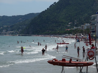 Appartamenti Alassio & appartamento Alassio, Italia (Liguria) No.1 online booking: www.alassio.mobi Appartamenti Alassio & appartamento Alassio, Italia (Liguria) No.1 online booking: www.alassio.mobi