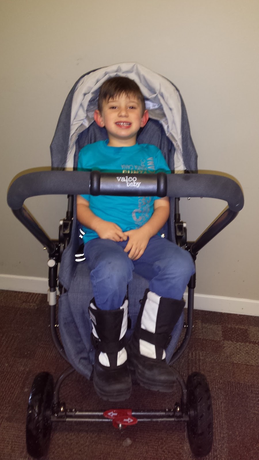 The Great Baby Carrier/Stroller Review Valco Snap Ultra Tailormade