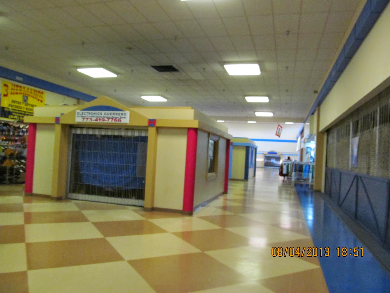 Trip to the Mall Belvidere Discount Mall (Waukegan, IL)