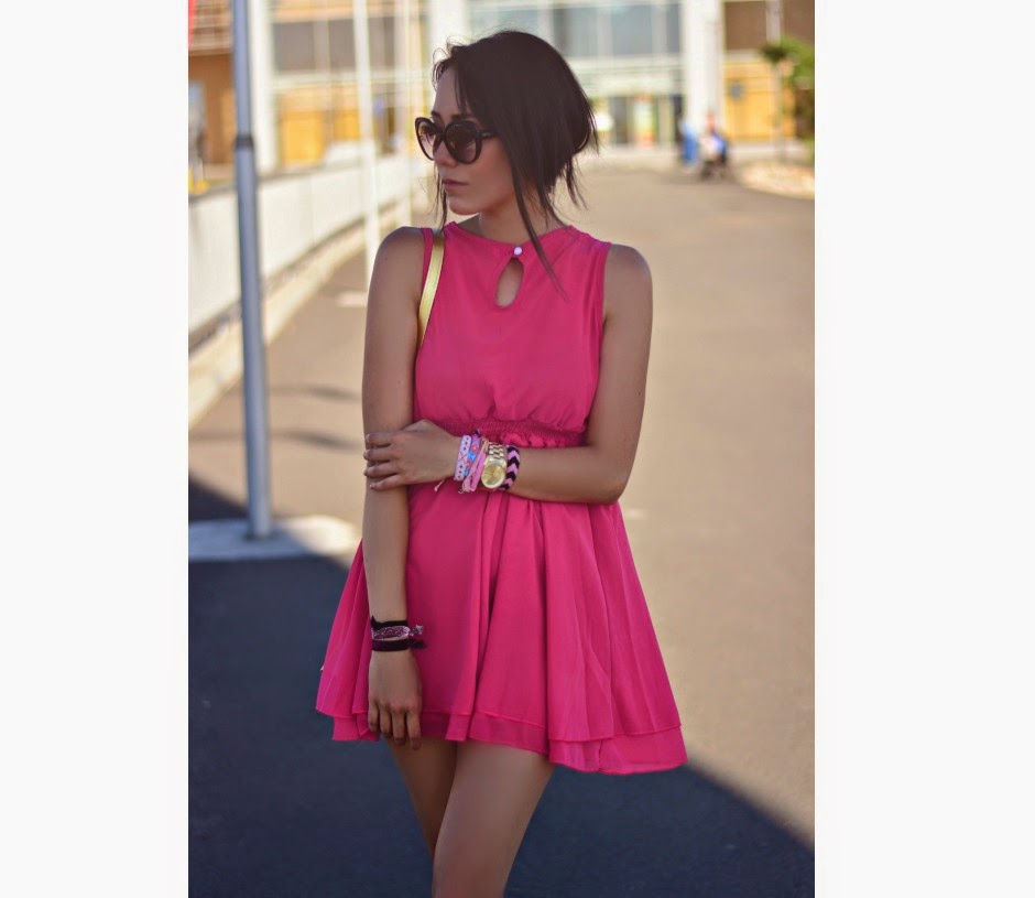 J'adore Fashion: Pinky Promise