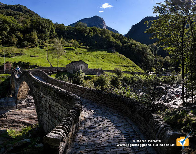 Ponte dei Salti a Lavertezzo (ponte romano) Ponte dei Salti a Lavertezzo (ponte romano)