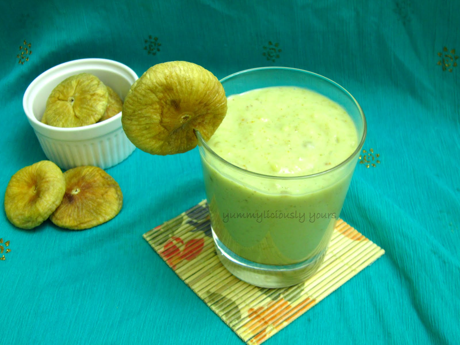 It's my Space...Spice!: Avocado Fig Smoothie and an Award :) and