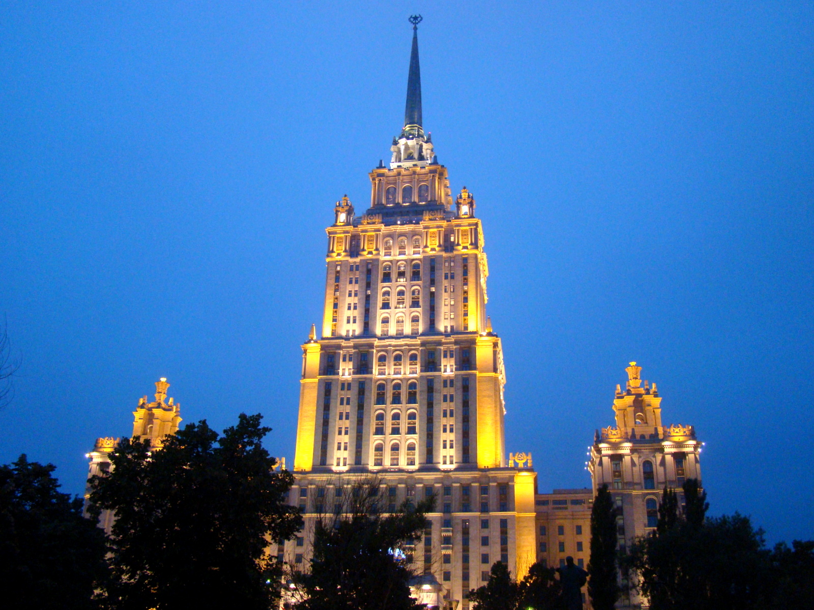 Moszkva vagy Szentpétervár? / Moscow or Saint Petersburg?