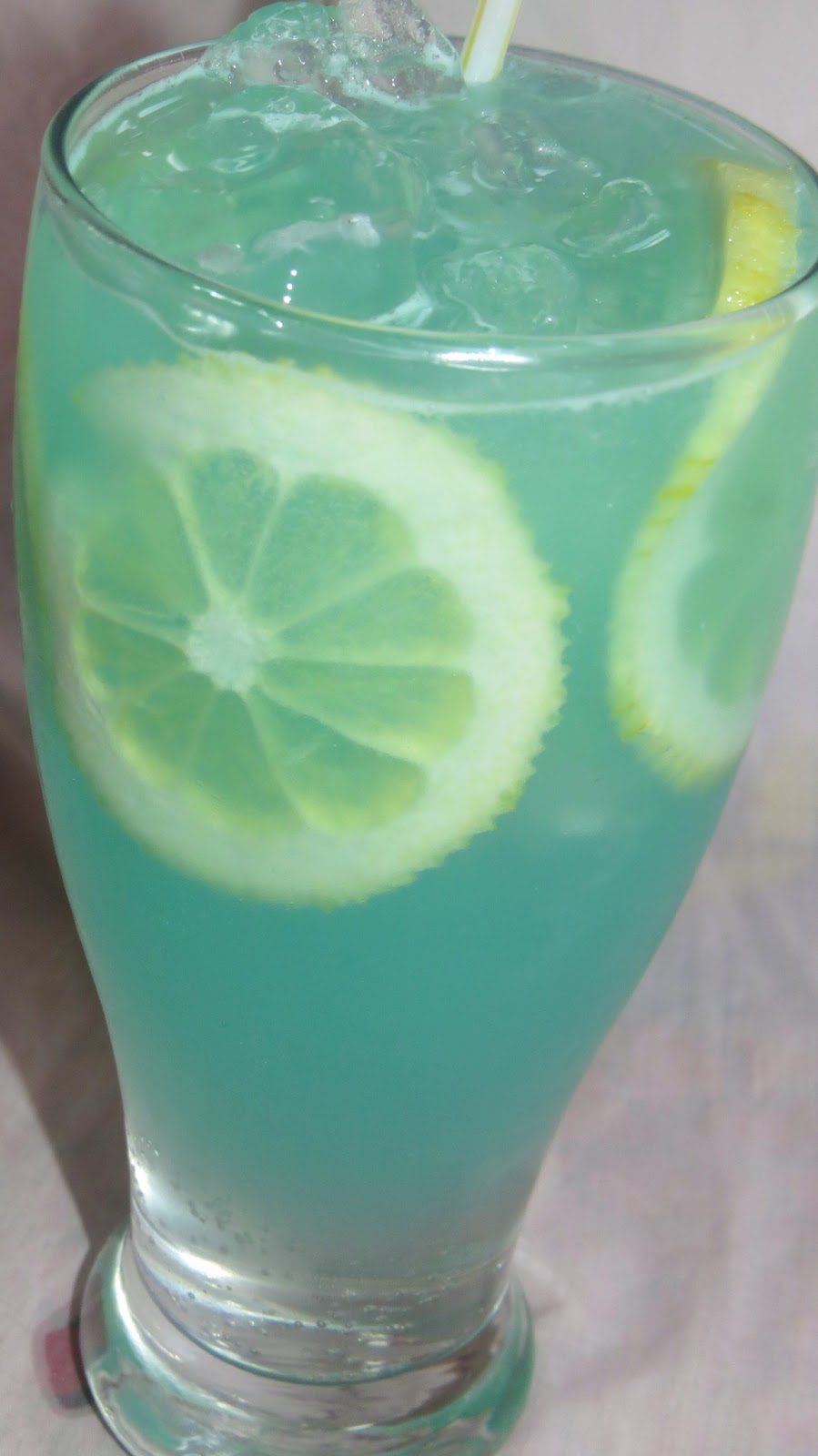 to Krystle's Kitchen!!! Sunny blue lemonade!!