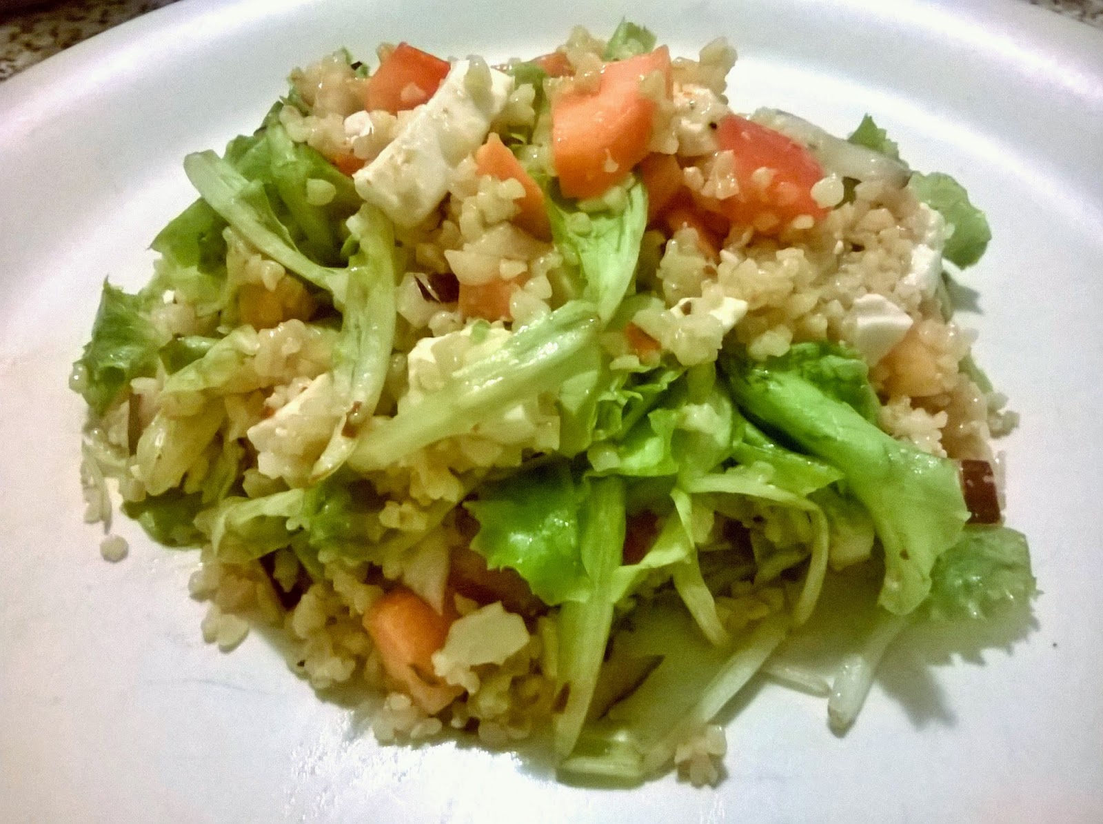 insalata di bulghur leggera e fresca - light and fresh bulghur salad 