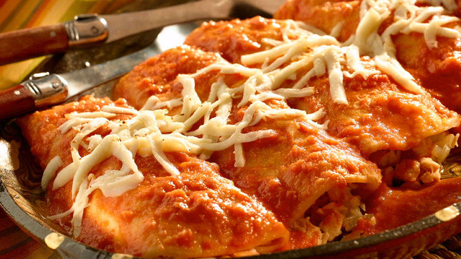 platillos mexicanos Guía para preparar enchiladas rojas.