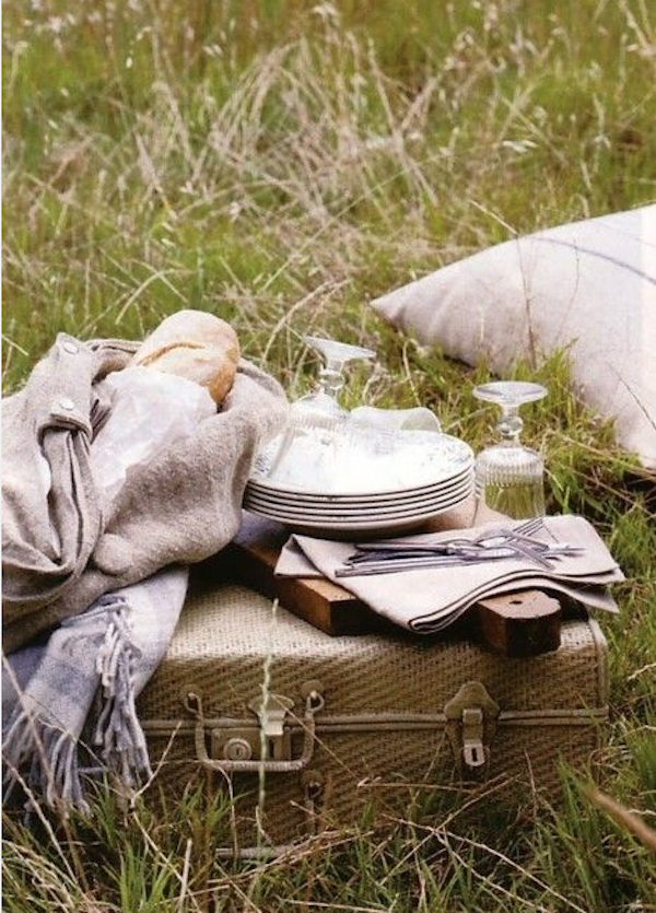Casual Loves Elegance How to's for a vintage picnic