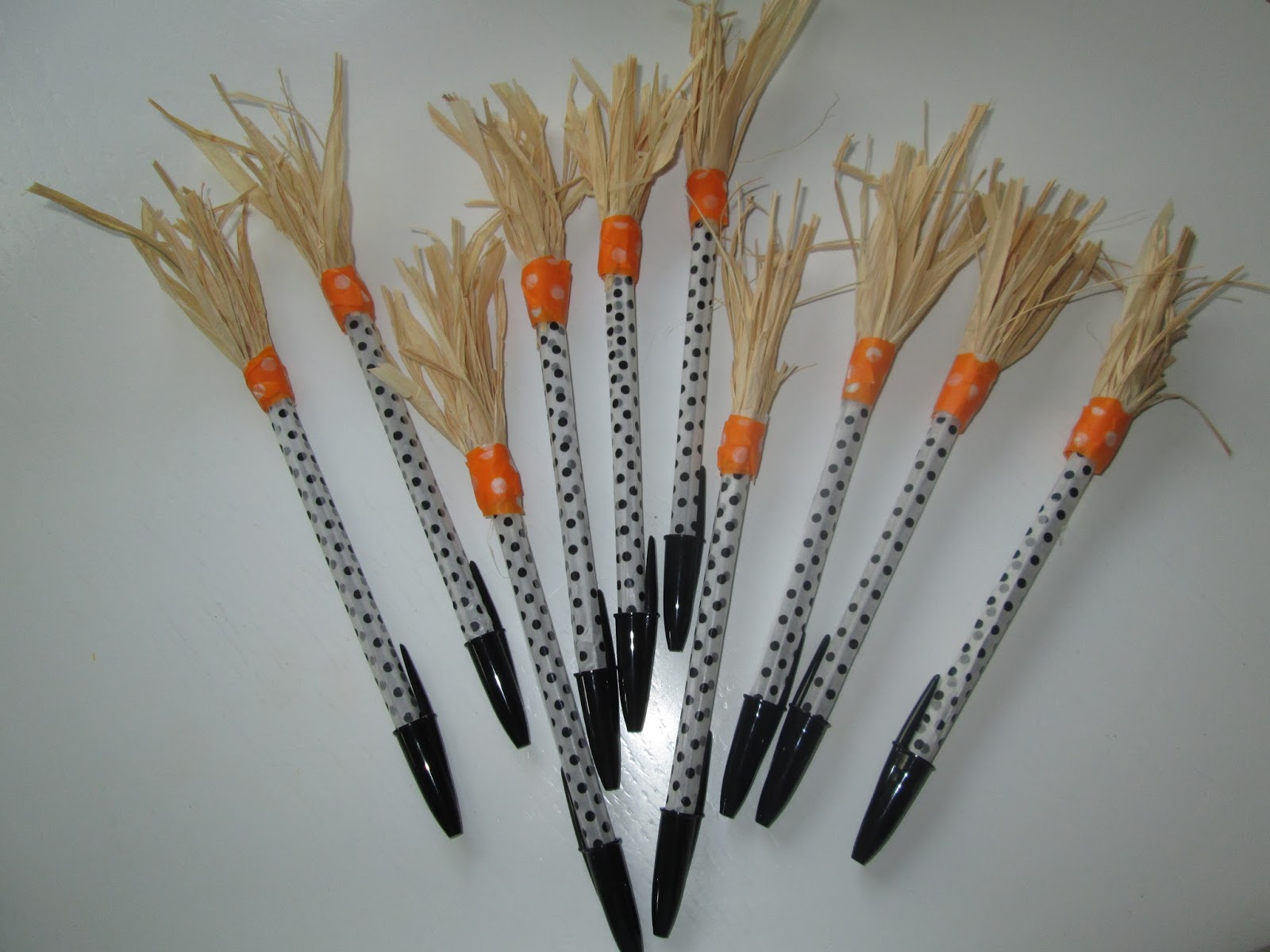 roommom27 Witches Brooms Pens Made Easier