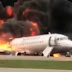Incêndio em avião que fez pouso de emergência deixa 13 mortos na Rússia