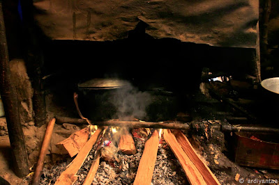 tungku Warung Mbok Yem