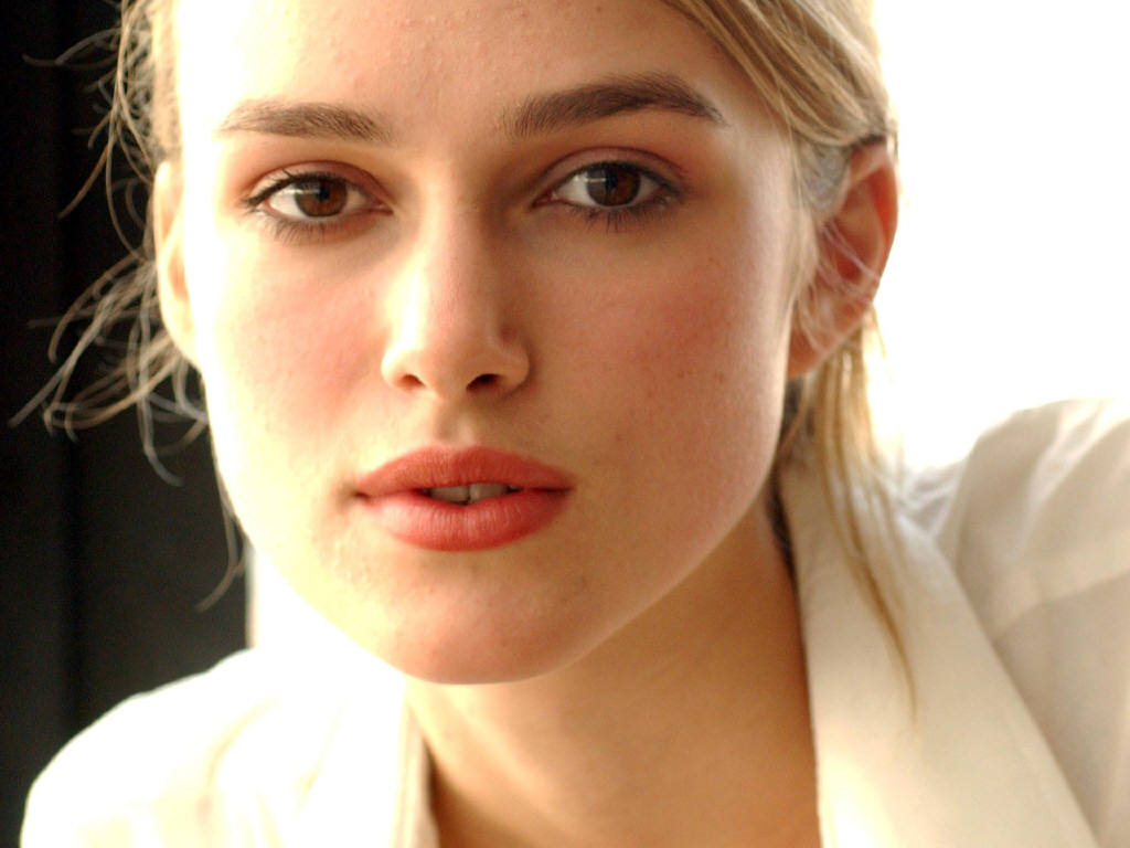 Keira Knightley Wallpaper Hollywood Actress Wallpapers Hd Celebrity Wallpapers Pictures