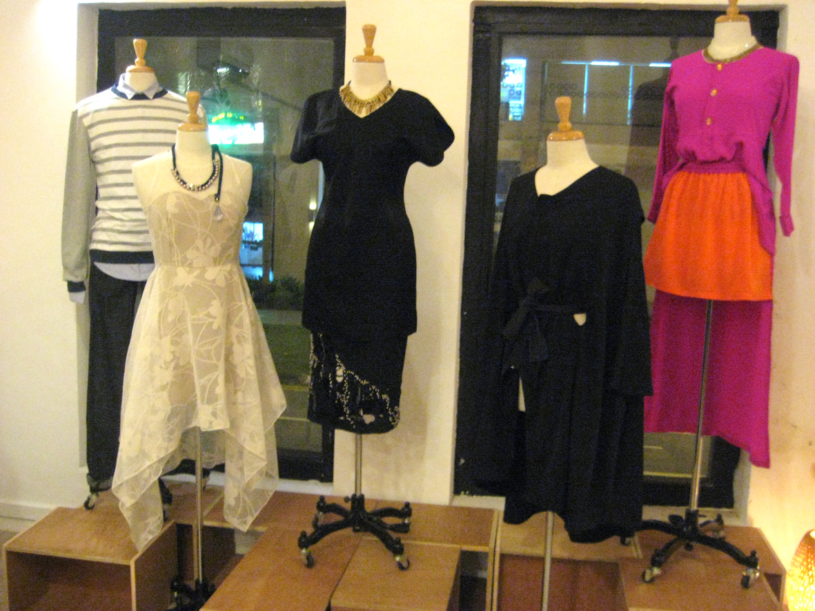 Bonjour Singapore: Fashion blog with a focus on Asia: Threadbare ...
