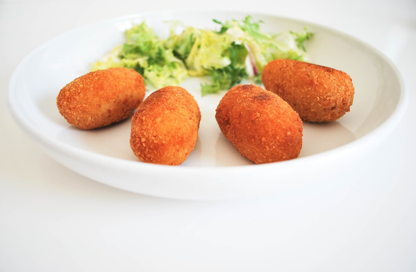 http://www.hommum.com/2014/06/creative-food-band-croquetas-caseras-sin-gluten.html #recetassingluten