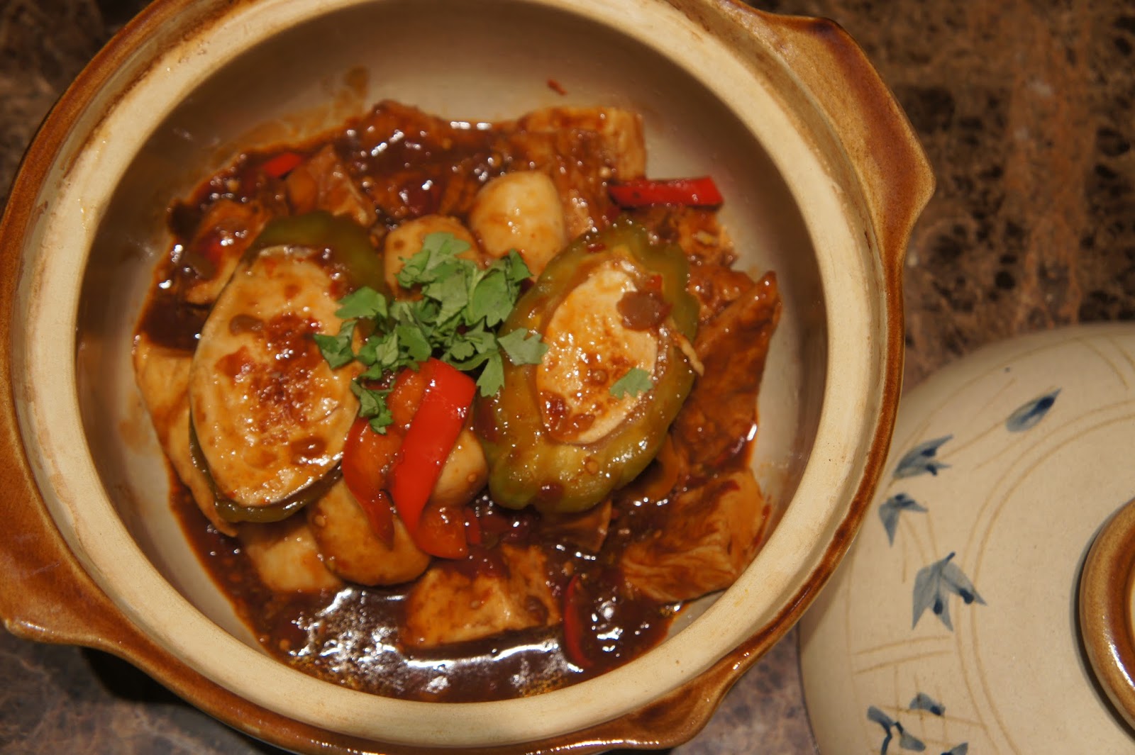 Say My Kitchen Claypot Yong Tau Foo in Spicy Bean Paste 沙煲釀豆腐