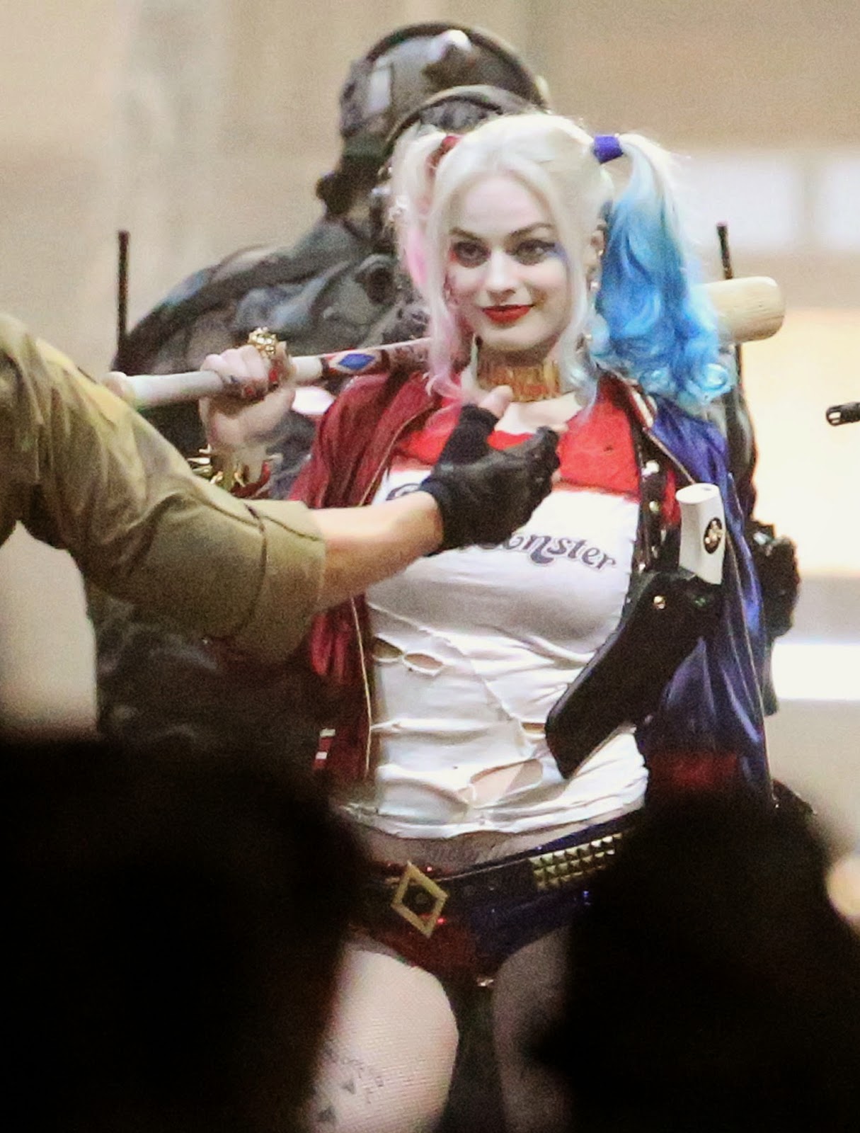 SNEAK PEEK Suicide Squad Harley Quinn
