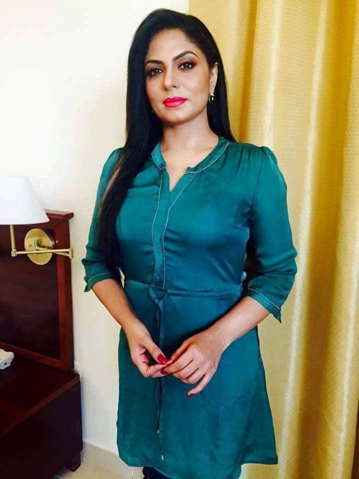 Mallu Actress Asha Sarath Latest Hot HD Wallpapers | JOLLYWOLLYWOOD.COM