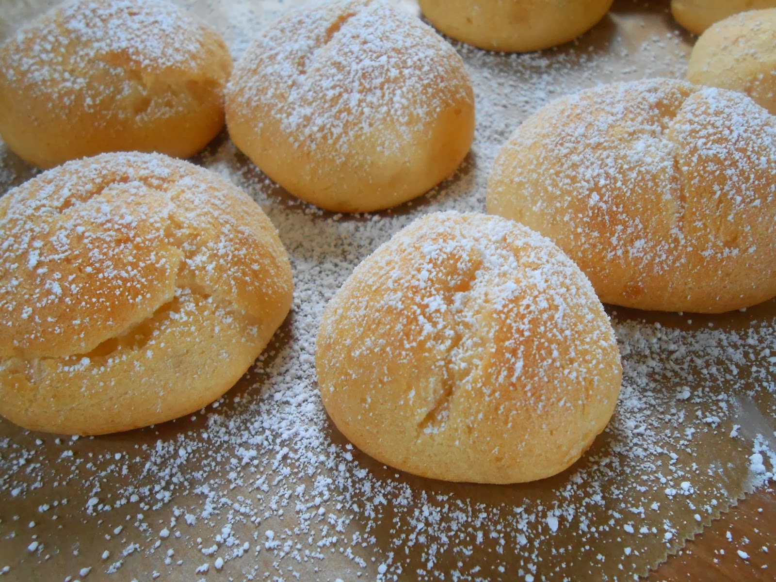 La vie gourmande: Mini-Windbeutel mit Vanille-Sahne