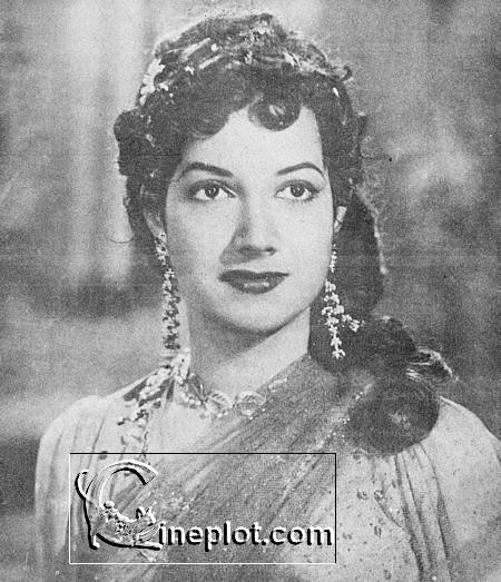 Her Seductive Performances In The Ever Popular Club Number Babuji Dheere Chalna And The Fabulous Torch Song Hoon Abhi Main Jawaan Two O P Nayyar Beauties Her Seductive Performances In The Ever Popular Club Number Babuji Dheere Chalna And The Fabulous Torch Song Hoon Abhi Main Jawaan Two O P Nayyar Beauties