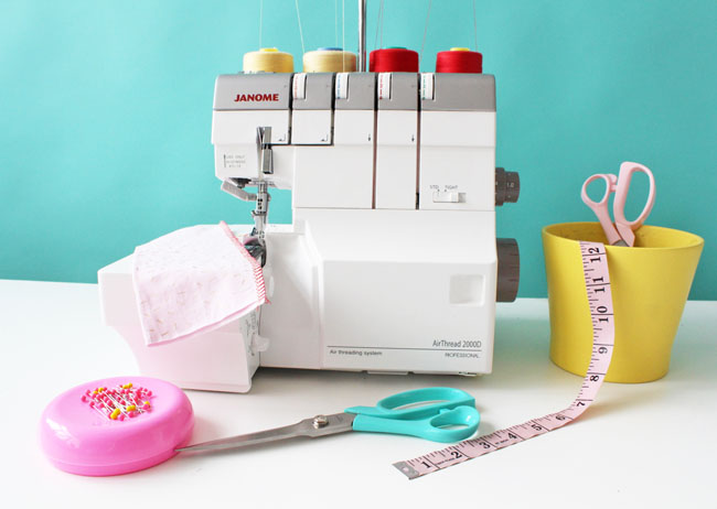 An Overlocker That's Easy to Thread! - Janome AirThread 2000D serger