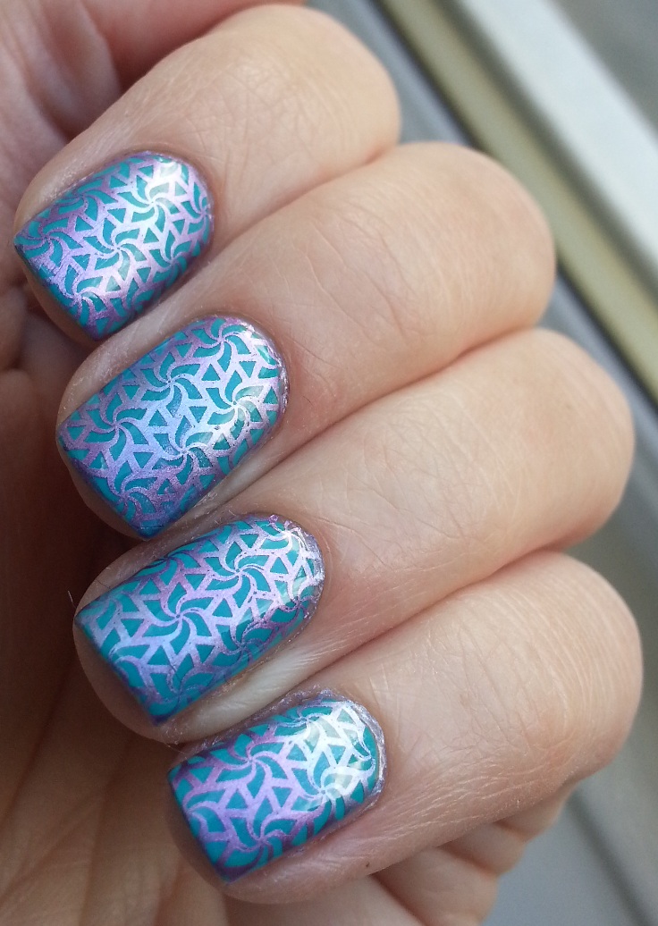 Pie's Eyes & Other Sparkly Stories... Kiko Mirror Nail Lacquer 621 & 622