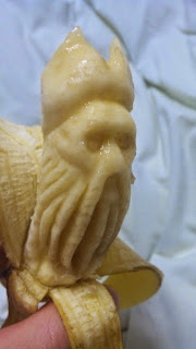 Sabrosas y nutritivas esculturas hechas con plátanos o bananos.