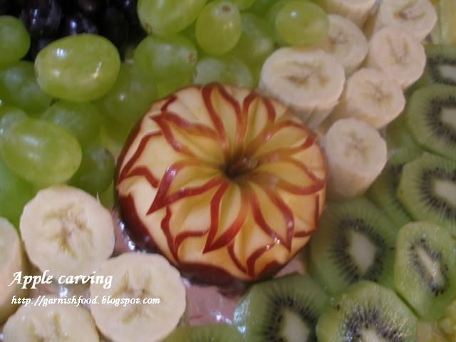wedding fruit carving in apples