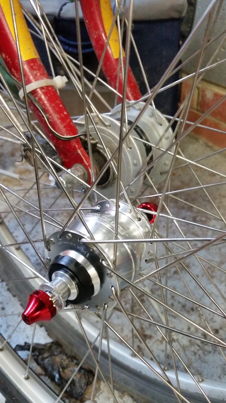 27.5 mountain bike rear wheel