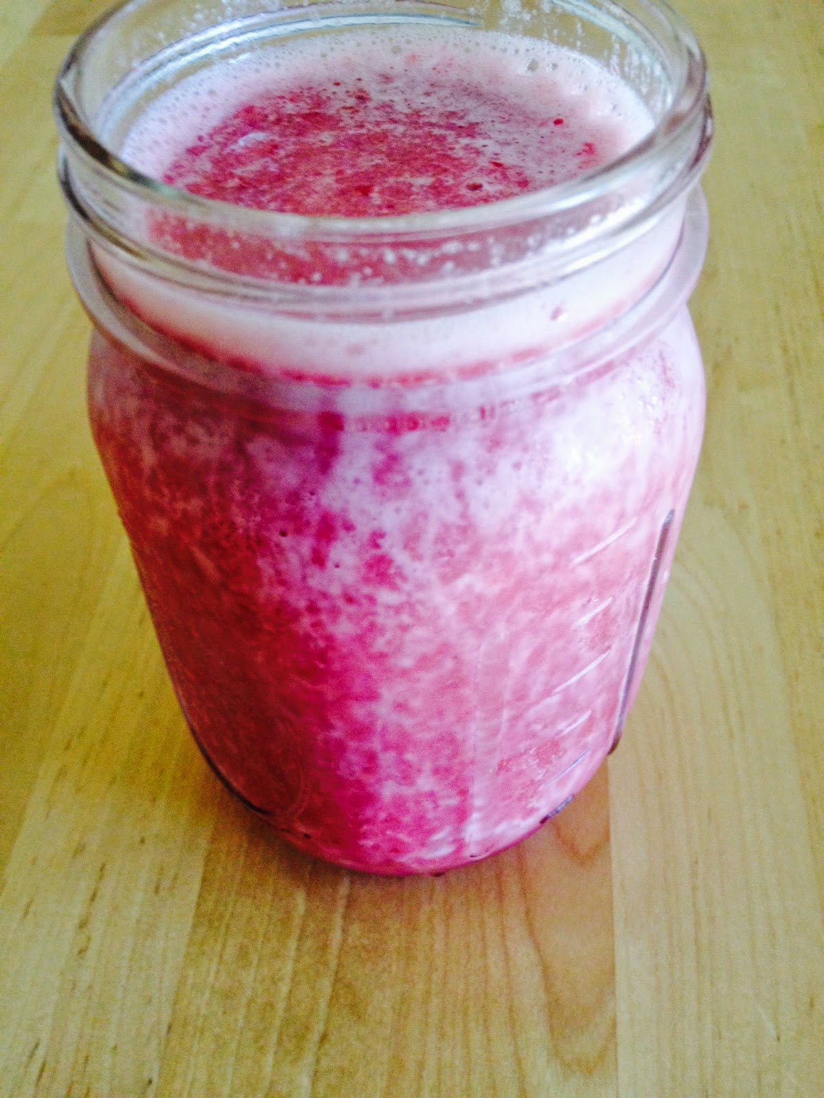 Smoothies Pomegranate Plunge Smoothie