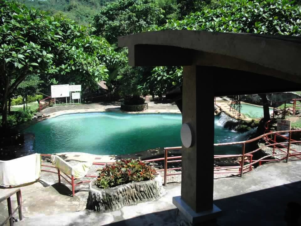 exploring-the-beauty-of-negros-occidental-mag-aso-falls