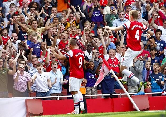 Լուկաս Պոդոլսկին տոնում է հաջողությունը Լուկաս Պոդոլսկին տոնում է հաջողությունը