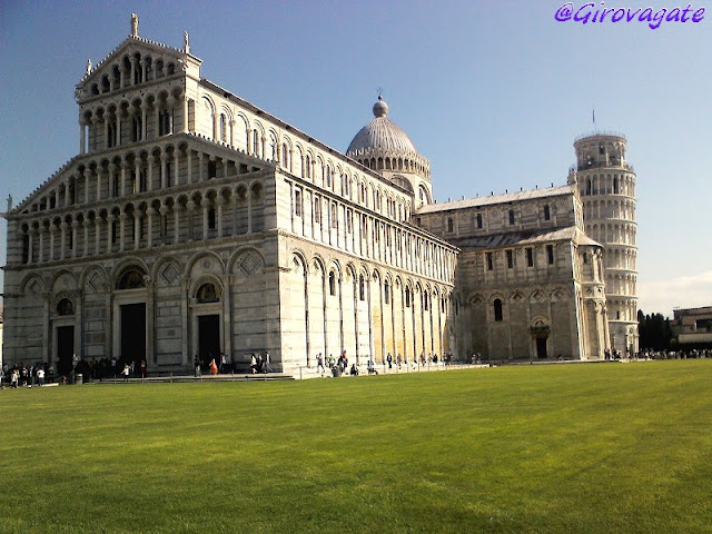 piazza miracoli pisa