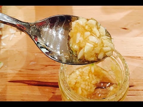 makan bawang putih dengan madu