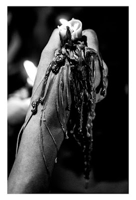 Exposición Pido, Prometo y Pago Fotografías de Jorge Luis Santos Exposición Pido, Prometo y Pago Fotografías de Jorge Luis Santos http://www.jorgesantos.com.ve/