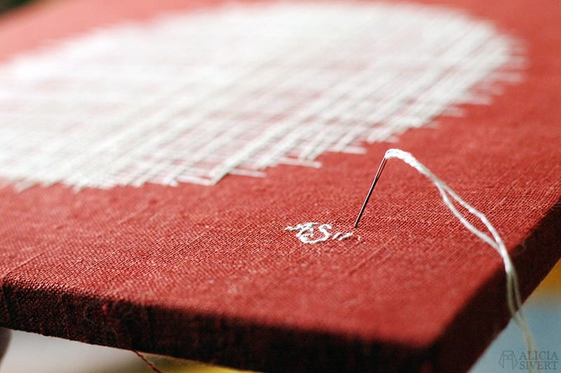 Embroidered signature, by Alicia Sivertsson.