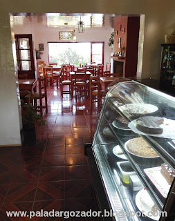 La Triestina Helados Pasteles y Salon interior